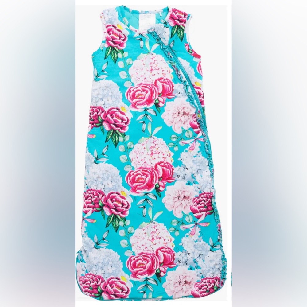 NWT Posh Peanut Eloise Ruffle Knot Wearable Blanket sleep sack (0-6 months)